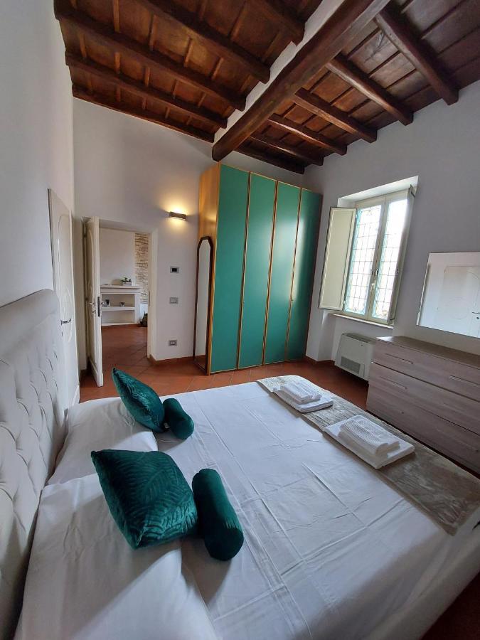 Benedetta 22 - Trastevere Rom